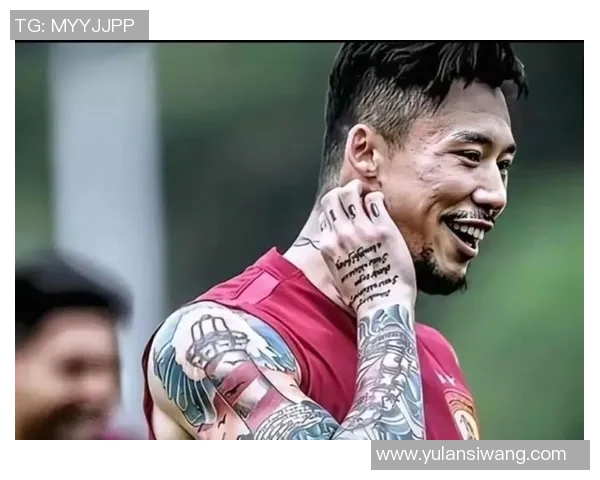 足球球星脖部纹身背后的故事与意义揭秘